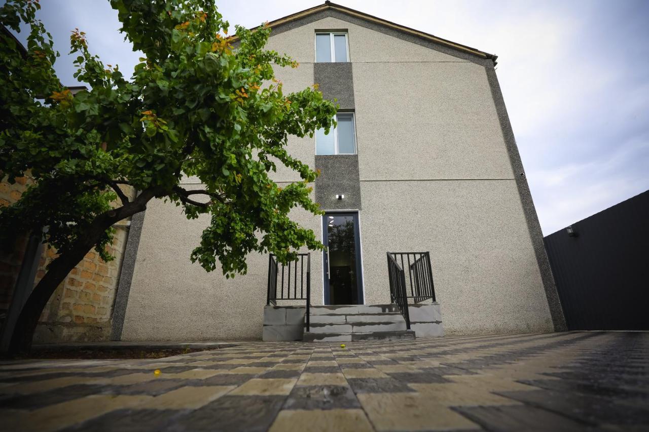 Am Hotel Erywań Zewnętrze zdjęcie